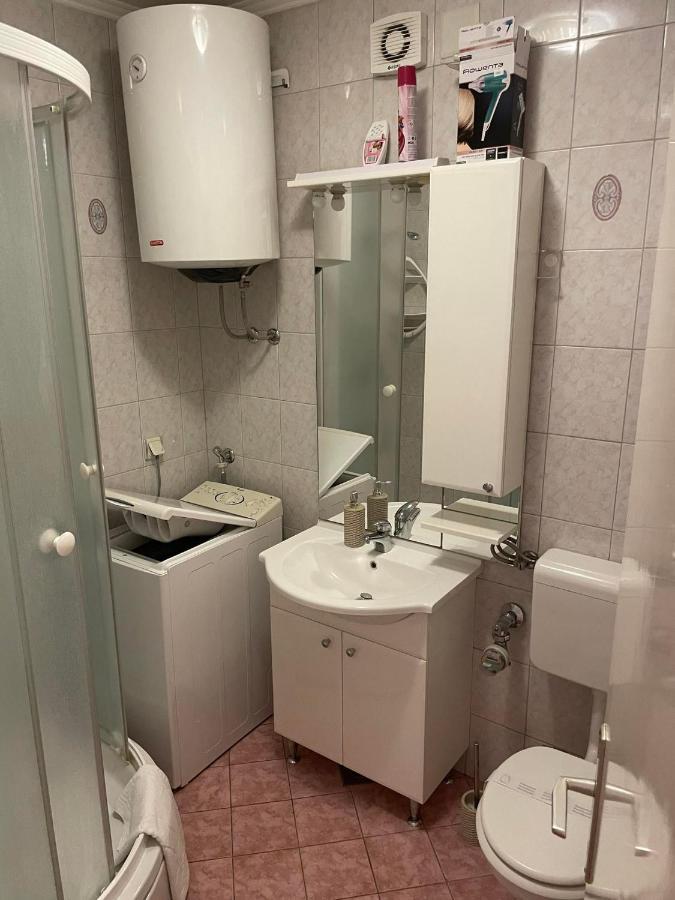 Lolly Apartment Karlovac Eksteriør bilde